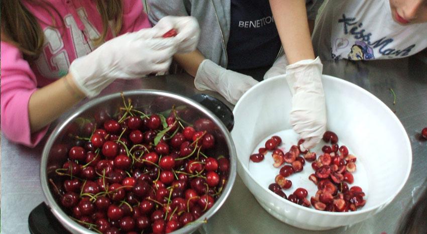 LABORATORIO DELLA MARMELLATA E CONFETTURE